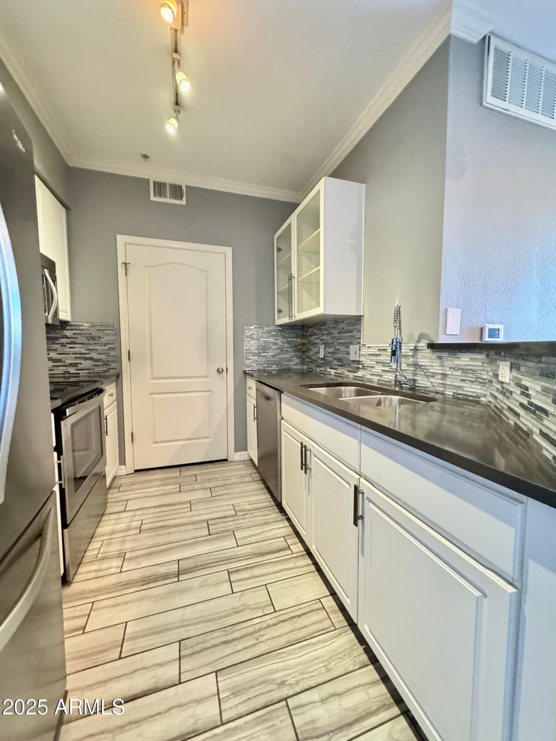 1701 Colter St #226, Phoenix, AZ 85016