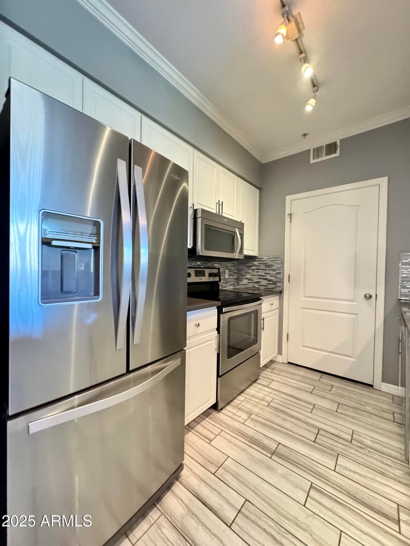 1701 Colter St #226, Phoenix, AZ 85016
