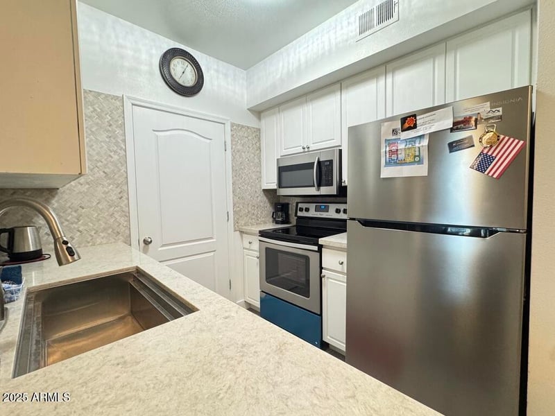 1701 Colter St #250, Phoenix, AZ 85016