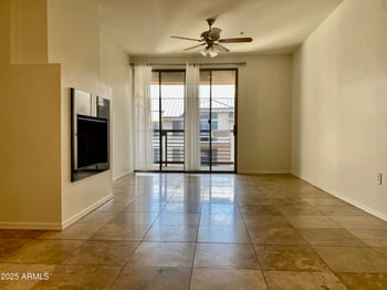 1701 Colter St #429, Phoenix, AZ 85016