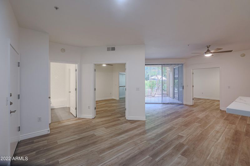 1701 E Colter St #111, Phoenix, AZ 85016
