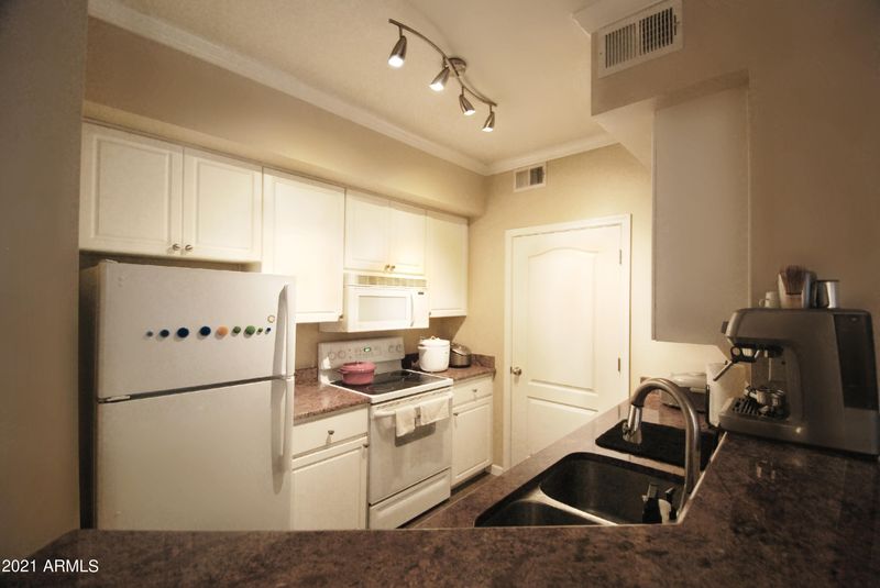 1701 E Colter St #278, Phoenix, AZ 85016