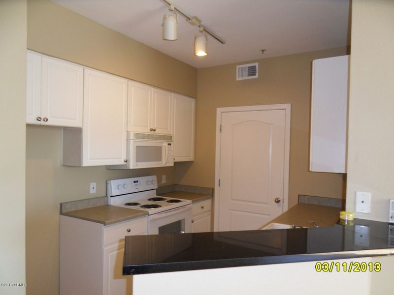 1701 E Colter St #334, Phoenix, AZ 85016