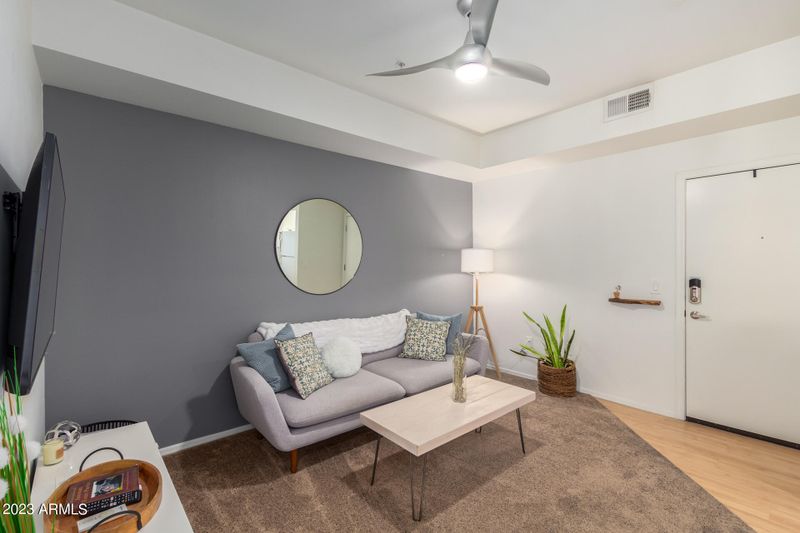 1701 E Colter St #404, Phoenix, AZ 85016