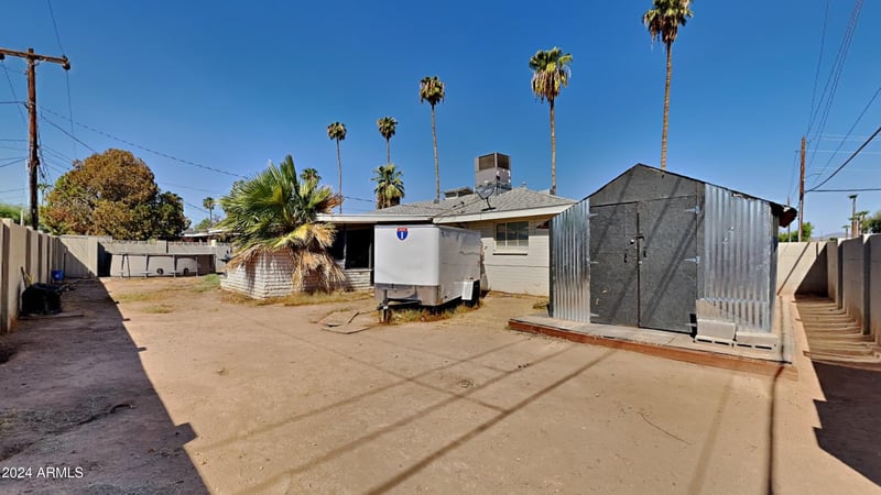 1701 Highland Ave, Phoenix, AZ 85015