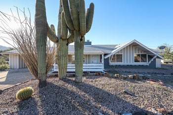 1701 Las Palmaritas Dr, Phoenix, AZ 85020