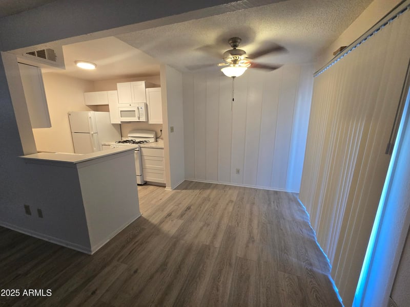 1701 Tuckey Ln #104, Phoenix, AZ 85015