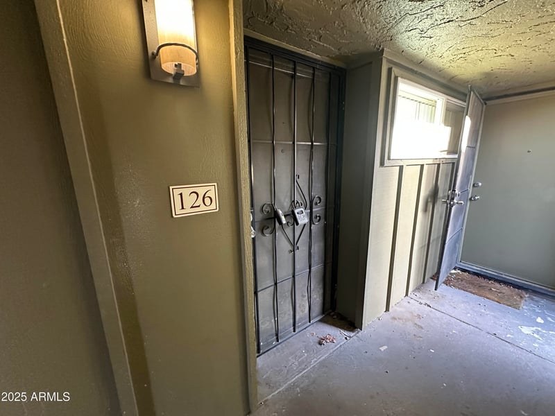 1701 Tuckey Ln #126, Phoenix, AZ 85015