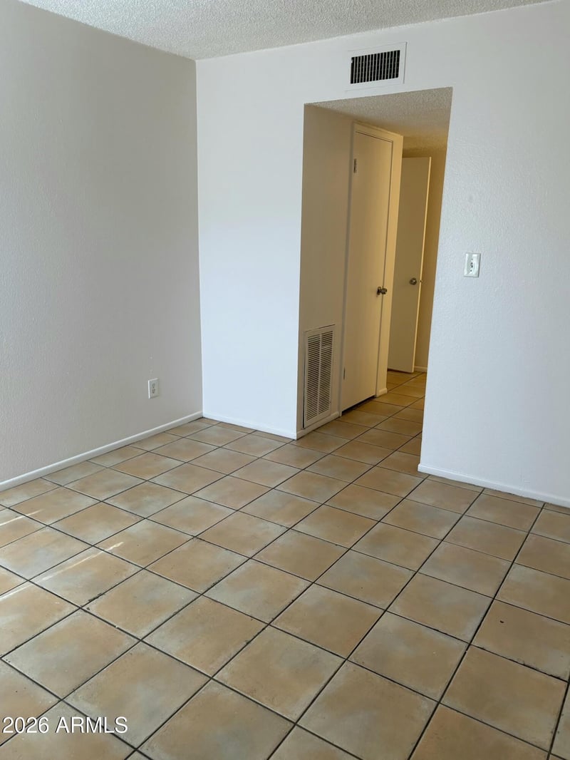 1701 W Tuckey Ln #138, Phoenix, AZ 85015