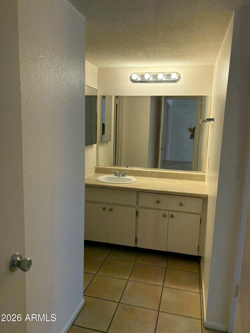 1701 W Tuckey Ln #138, Phoenix, AZ 85015