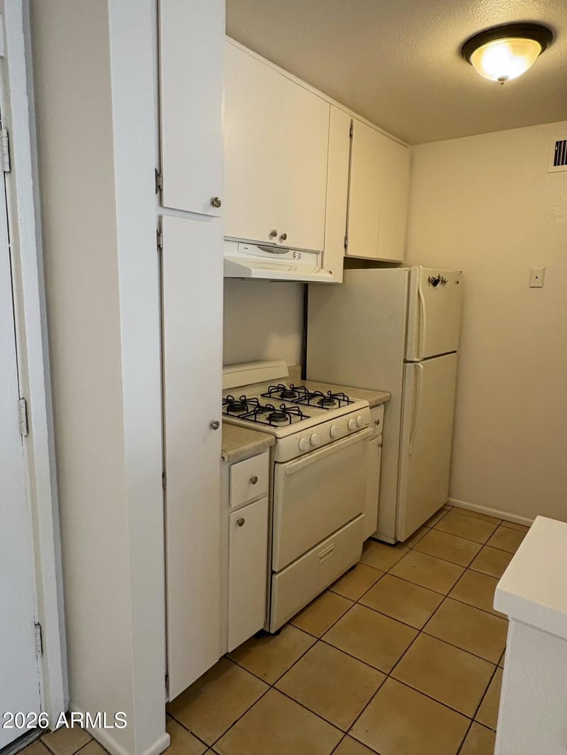 1701 W Tuckey Ln #138, Phoenix, AZ 85015