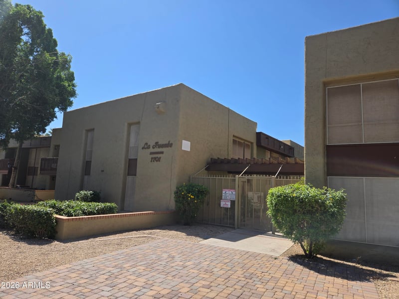 1701 W Tuckey Ln #138, Phoenix, AZ 85015
