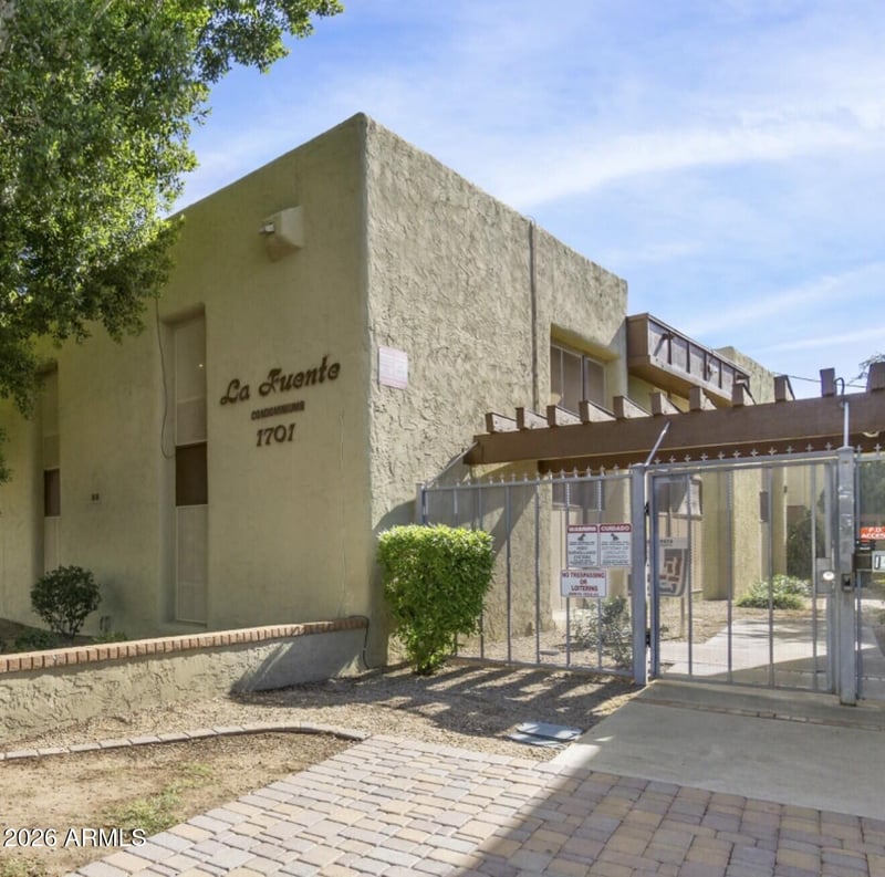 1701 W Tuckey Ln #216, Phoenix, AZ 85015