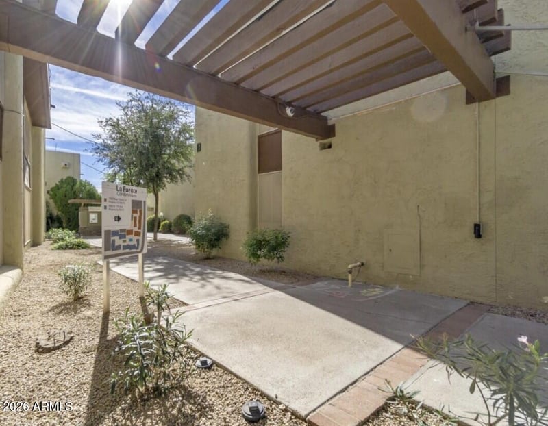 1701 W Tuckey Ln #216, Phoenix, AZ 85015