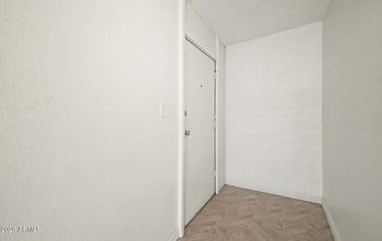 1701 Tuckey Ln #236, Phoenix, AZ 85015