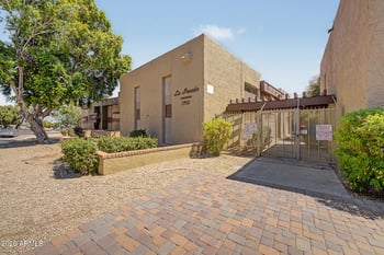 1701 W Tuckey Ln #236, Phoenix, AZ 85015