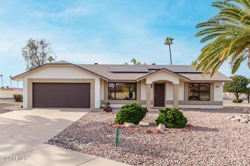 17010 127th Dr, Sun City West, AZ 85375