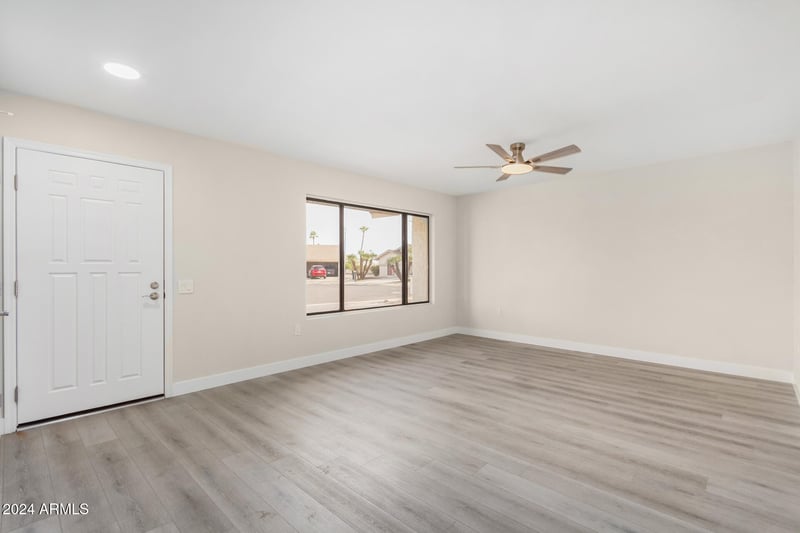 17010 127th Dr, Sun City West, AZ 85375