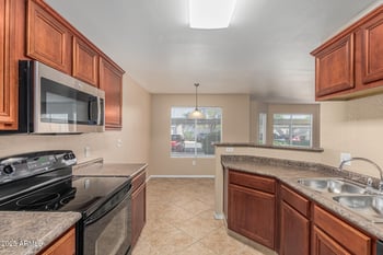 17017 12th St #1057, Phoenix, AZ 85022