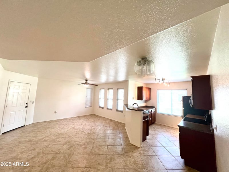 17017 12th St #1080, Phoenix, AZ 85022