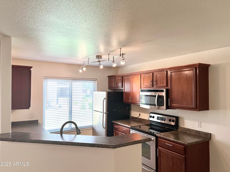 17017 12th St #1080, Phoenix, AZ 85022