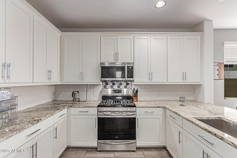 17018 Las Palmaritas Dr, Waddell, AZ 85355