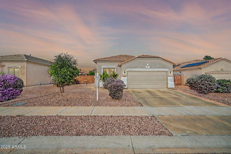 17018 Tonbridge St, Surprise, AZ 85374