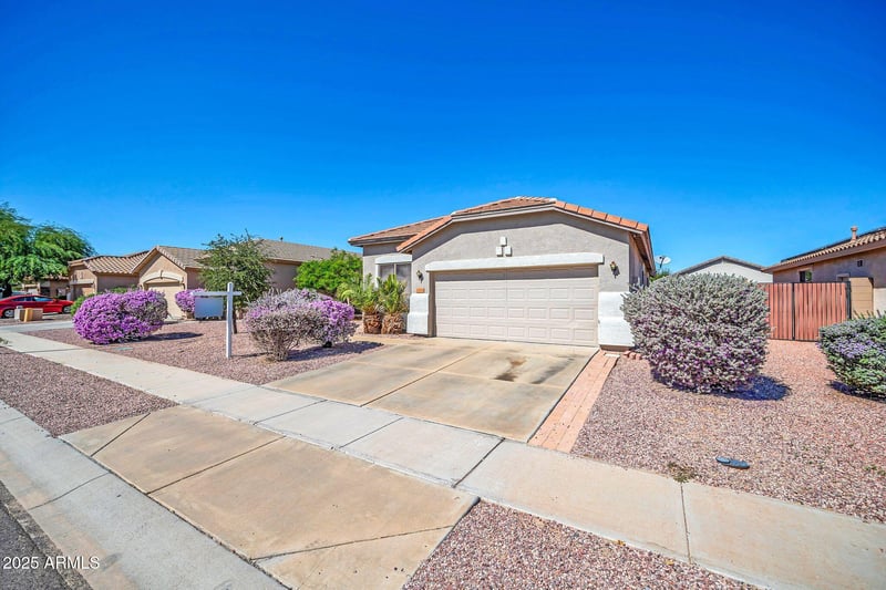 17018 Tonbridge St, Surprise, AZ 85374