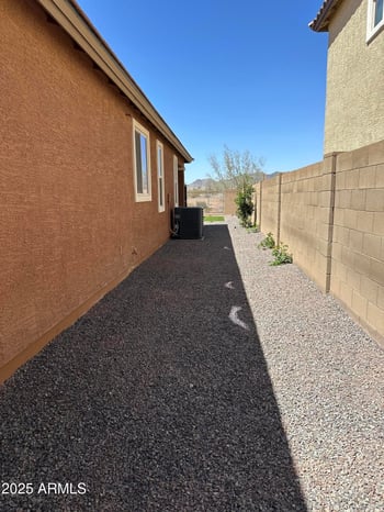 1702 214th Ln, Buckeye, AZ 85396