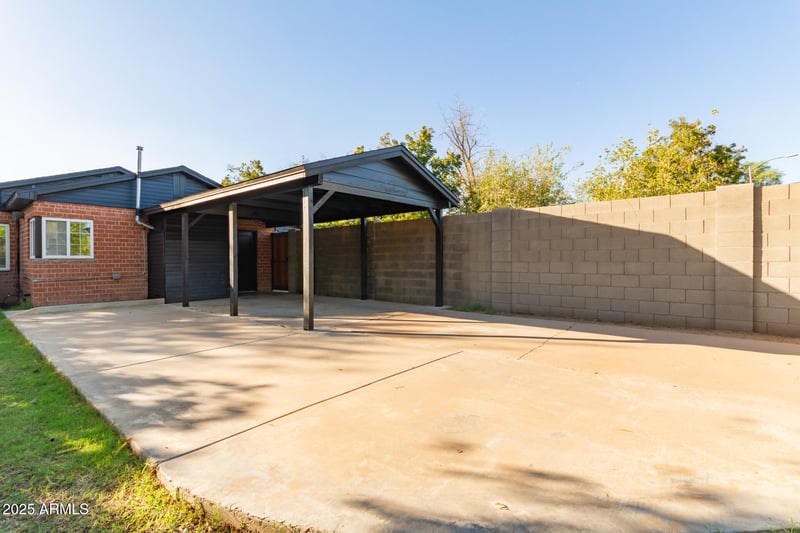 1702 Heatherbrae Dr, Phoenix, AZ 85015