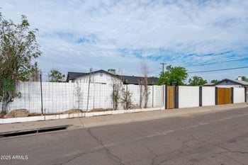1702 Indian School Rd, Phoenix, AZ 85015