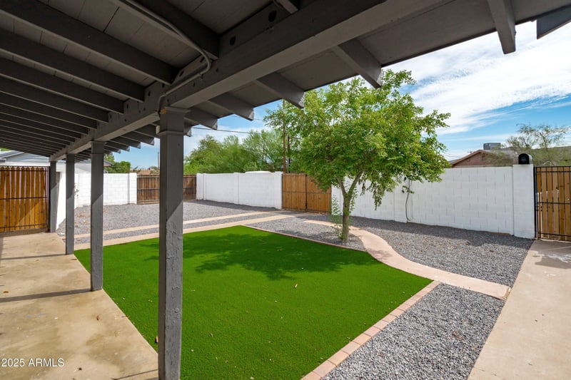 1702 Indian School Rd, Phoenix, AZ 85015