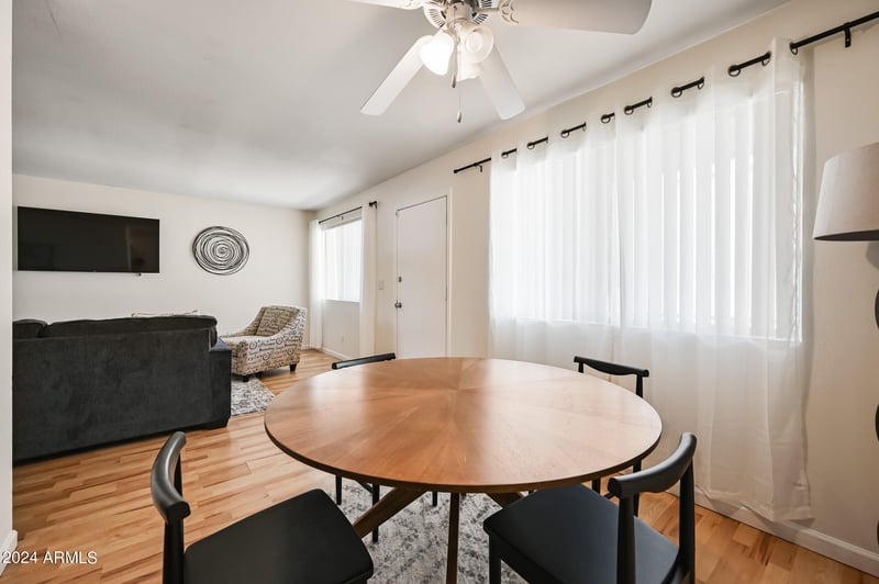 1702 Tuckey Ln #230, Phoenix, AZ 85015