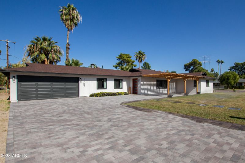 1702 W Myrtle Ave, Phoenix, AZ 85021