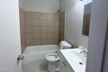 1702 Shangri La Rd, Phoenix, AZ 85029