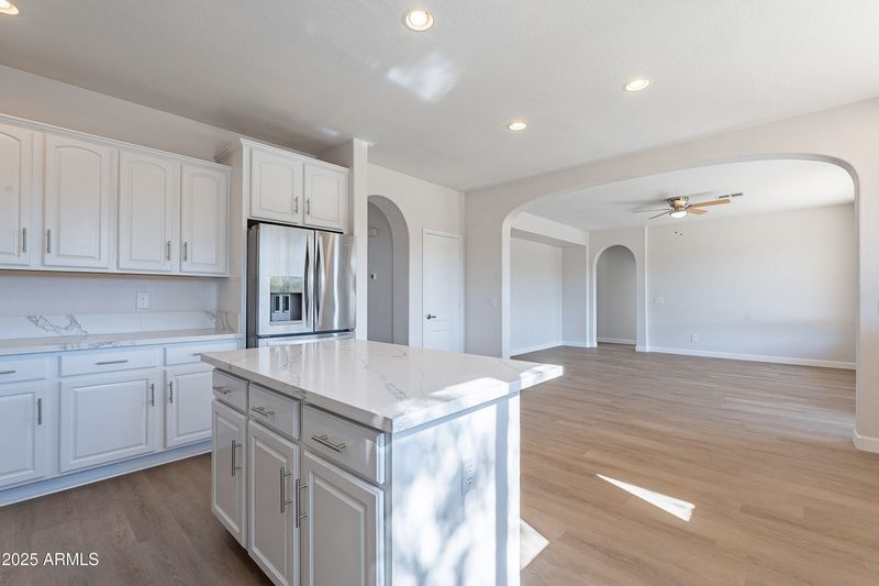 17021 S Coleman St, Phoenix, AZ 85045