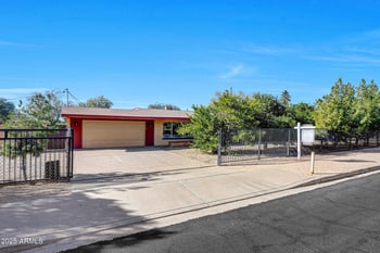 17022 30th St, Phoenix, AZ 85032