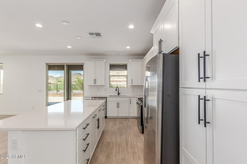 17022 Winston Dr, Goodyear, AZ 85338
