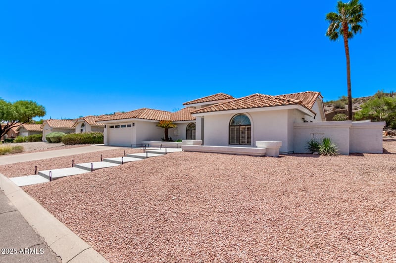 17025 De Anza Dr, Fountain Hills, AZ 85268