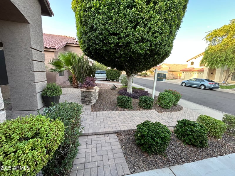 17027 45th St, Phoenix, AZ 85032