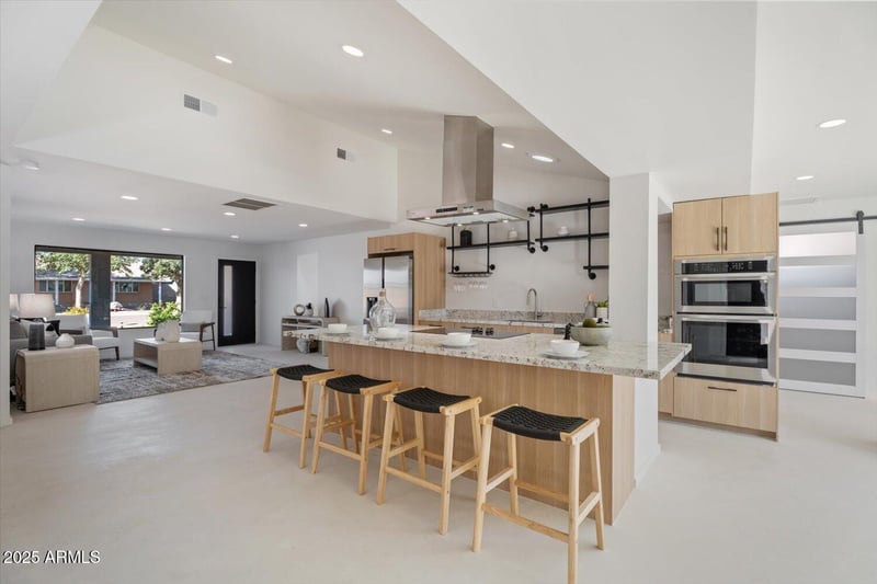 1703 74th Pl, Scottsdale, AZ 85257