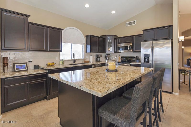 1703 E Quail Ave, Phoenix, AZ 85024
