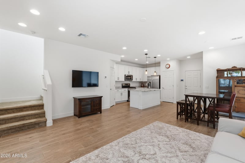 1703 S 83rd Pl, Mesa, AZ 85209