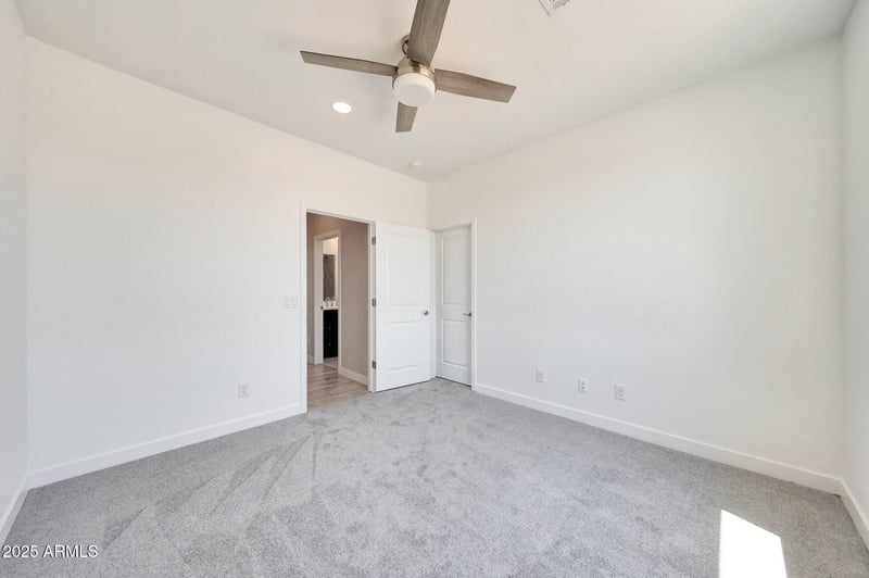 17030 Whispering Rock Trl, Surprise, AZ 85387