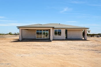 17030 Whispering Rock Trl, Surprise, AZ 85387