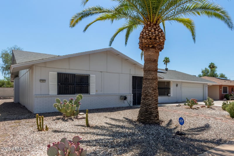 17031 130th Ave, Sun City West, AZ 85375
