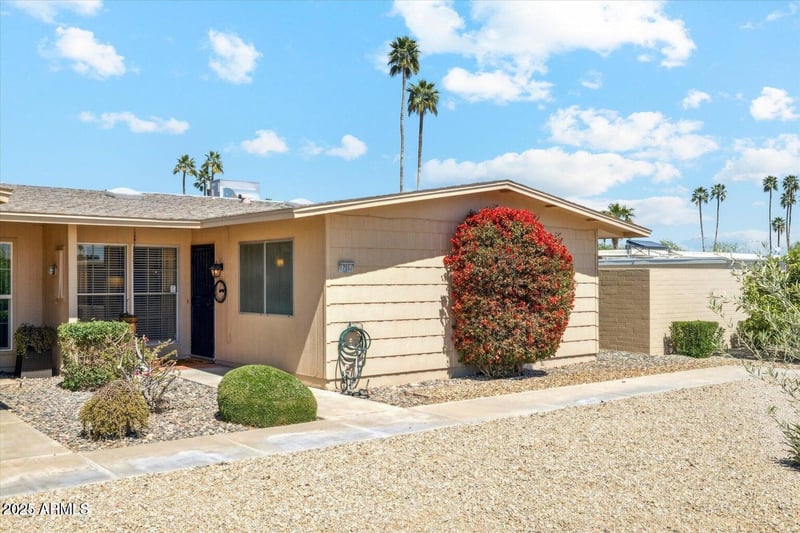 17031 Pinion Ln, Sun City, AZ 85373