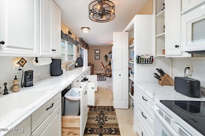 17031 Pinion Ln, Sun City, AZ 85373