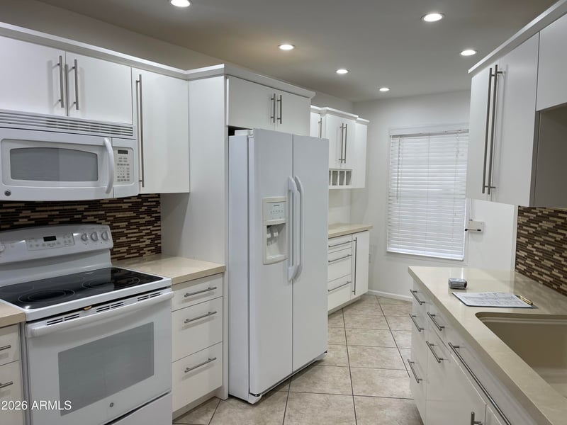 17036 107th Ave, Sun City, AZ 85373