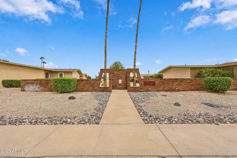 17037 N Pinion Ln, Sun City, AZ 85373